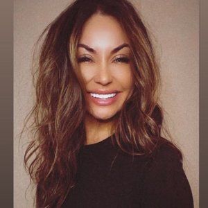 Meet your Posher, Marisa